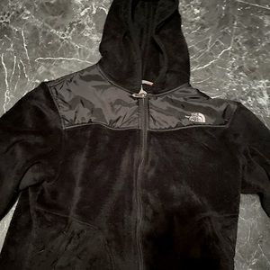 The North Face (Women’s Osito Jacket) Brand:the north face, Size:XL (fits tight)